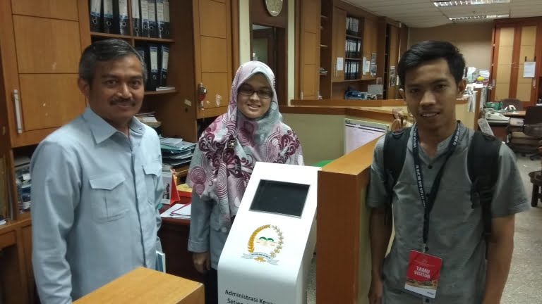 mesin antrian DPR